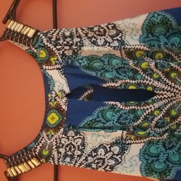 Halter dress - Picture 3 of 5